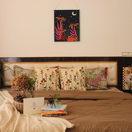 La Casa By Cosmic Kriya Hostel Bir  Bagian luar foto