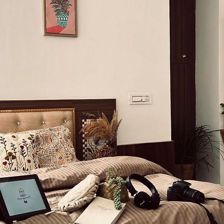 La Casa By Cosmic Kriya Hostel Bir  Bagian luar foto