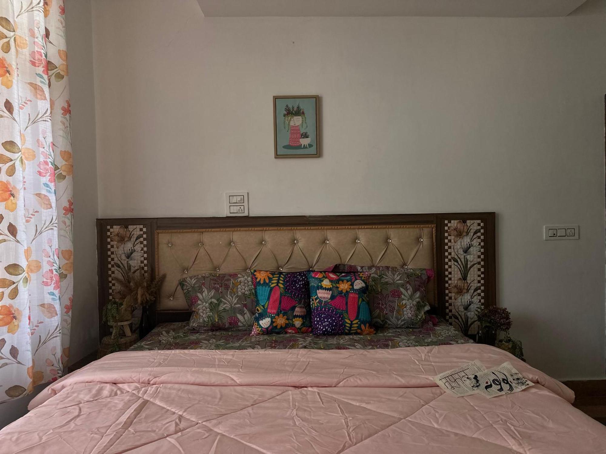 La Casa By Cosmic Kriya Hostel Bir  Bagian luar foto