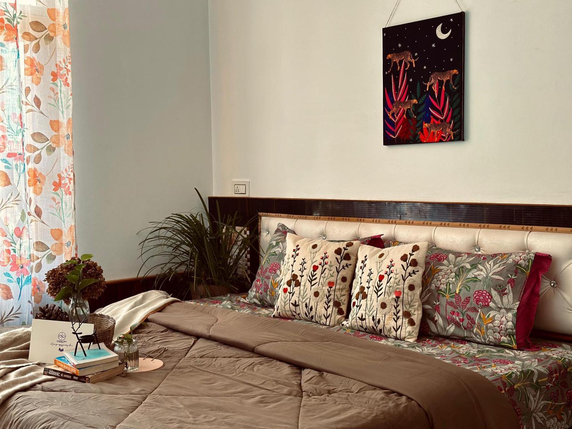 La Casa By Cosmic Kriya Hostel Bir  Bagian luar foto